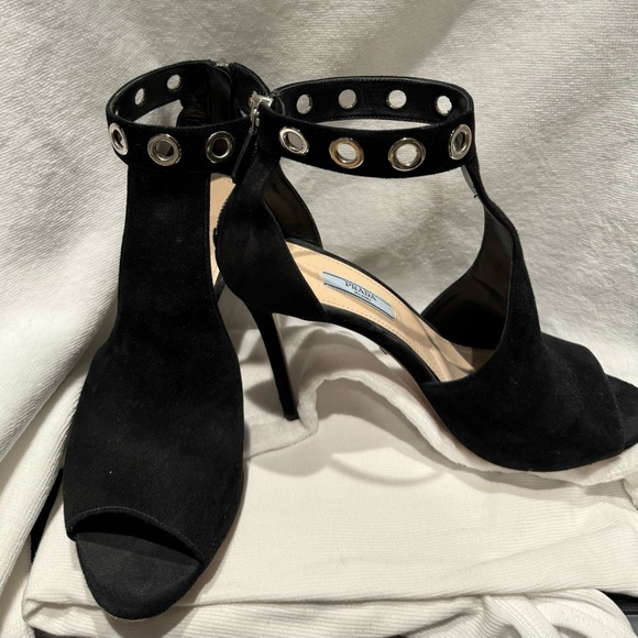 Prada suede open toe heel - Picture 2 of 4